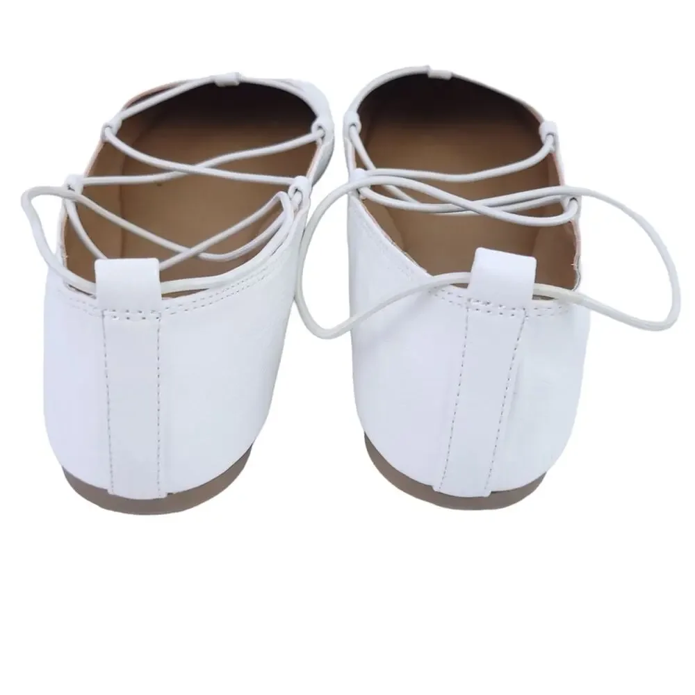Lucky Brand Evvie Girls Ballet Flat Size 4, Crisscross Design, Very good
